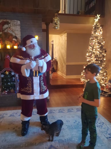 Gallery photo 2 of Santa Robert