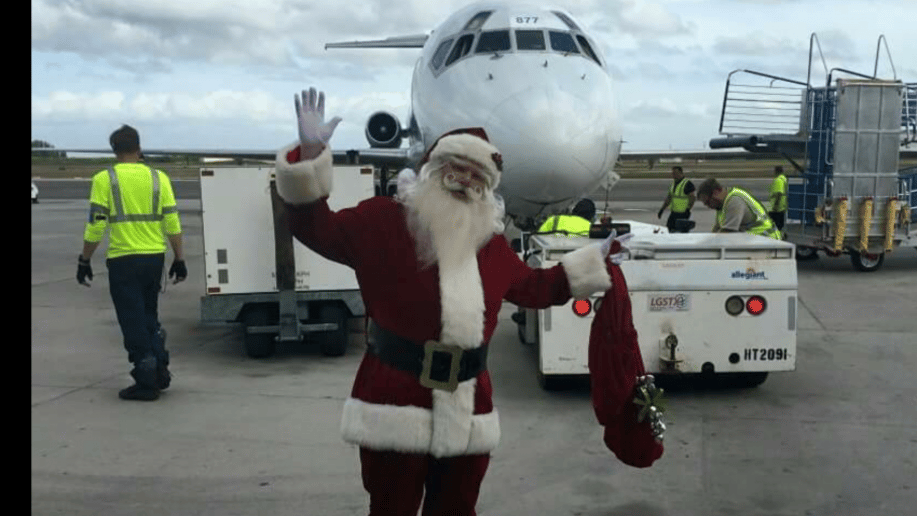 Gallery photo 9 of Santa For Your Party