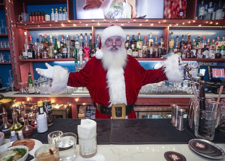 Gallery photo 6 of Santa Frank