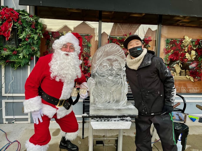 Gallery photo 3 of Santa Frank