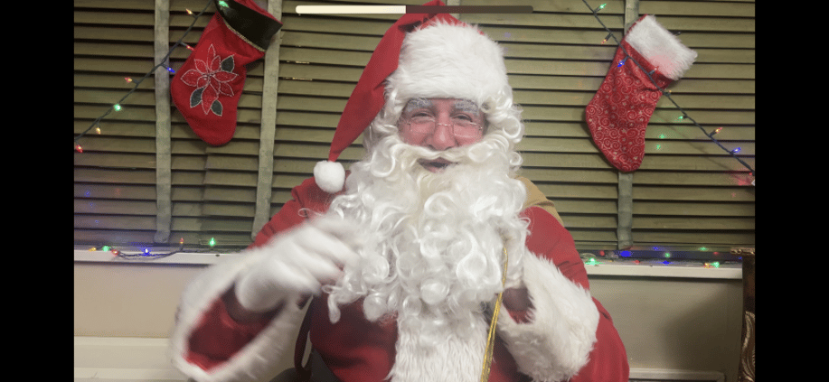 Gallery photo 4 of Santa Frank