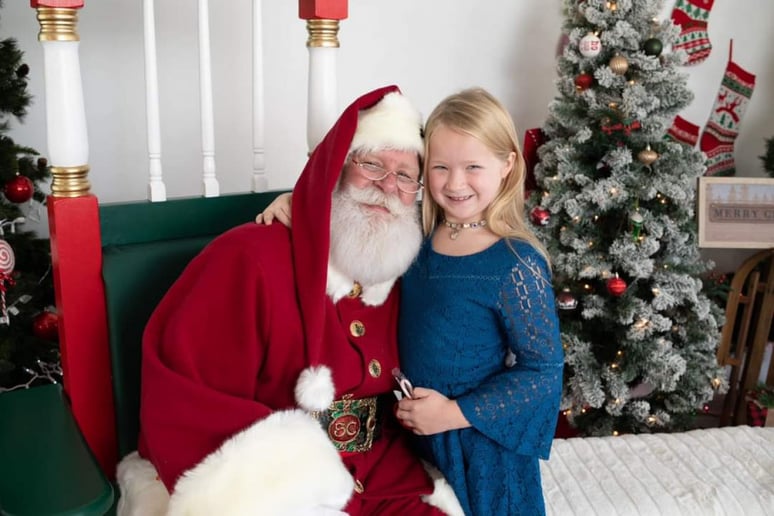 Gallery photo 6 of Santa G