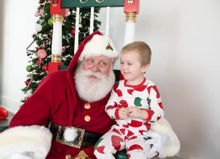 Gallery photo 10 of Santa G