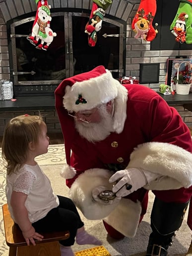 Gallery photo 7 of Santa G
