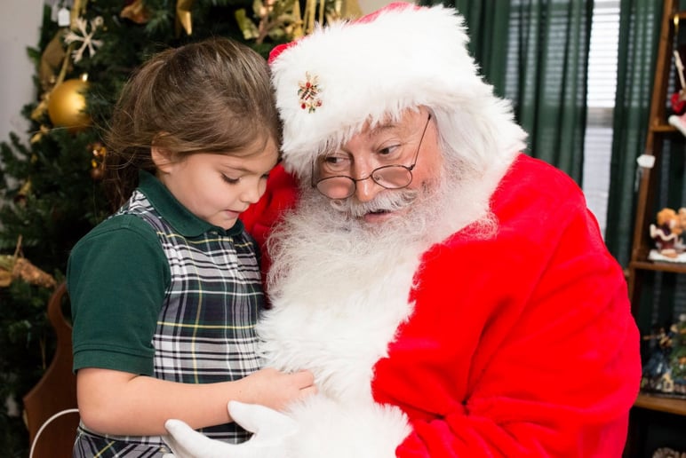 Gallery photo 10 of Santa Gary