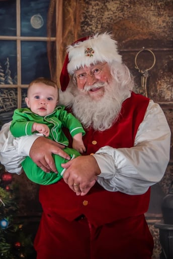 Gallery photo 6 of Santa Gary
