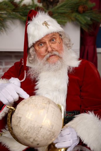 Gallery photo 5 of Santa Gary
