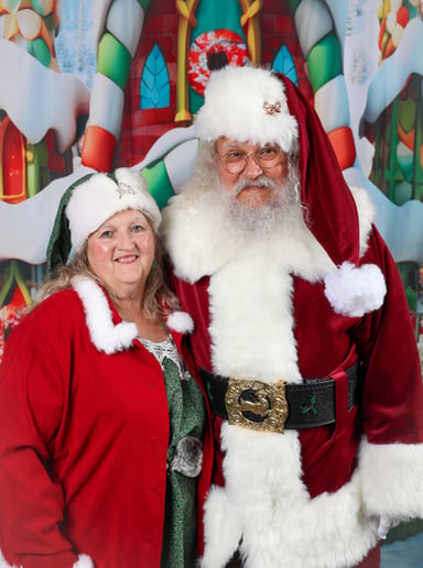 Gallery photo 15 of Santa Gary