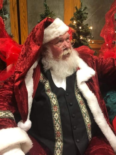 Gallery photo 4 of Santa Gavin