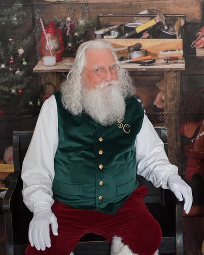 Gallery photo 6 of Santa Gee