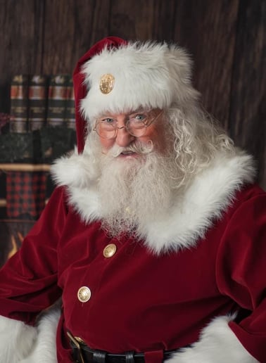 Gallery photo 10 of Santa Gee