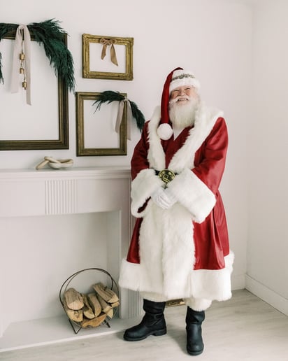 Gallery photo 26 of Santa Gee