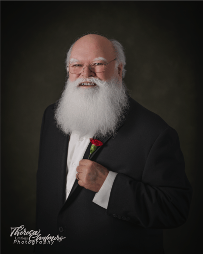 Gallery photo 30 of Santa Gee