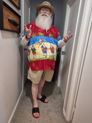 Gallery photo 31 of Santa Gee