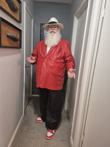 Gallery photo 34 of Santa Gee