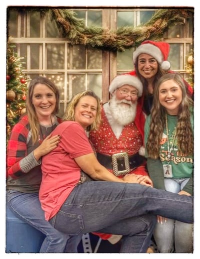 Gallery photo 4 of Santa Gene