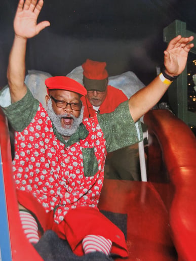 Gallery photo 6 of Santa Geoff