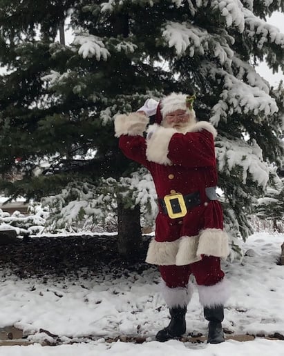 Gallery photo 1 of Santa George