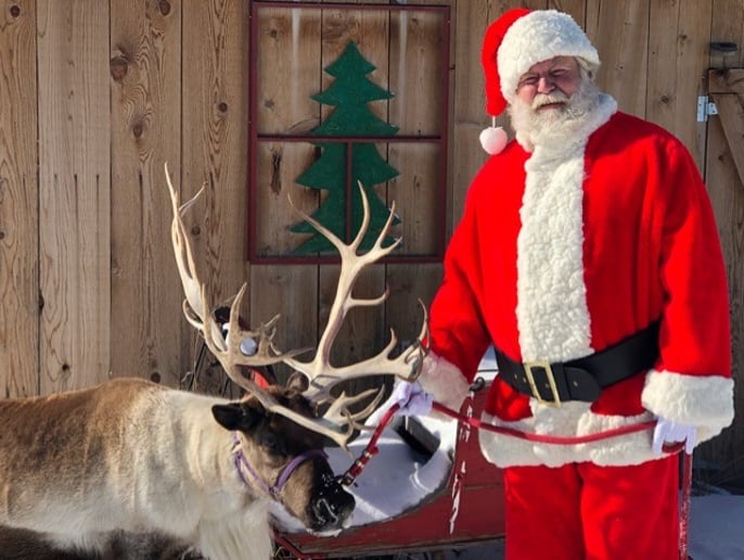 Gallery photo 3 of Santa George
