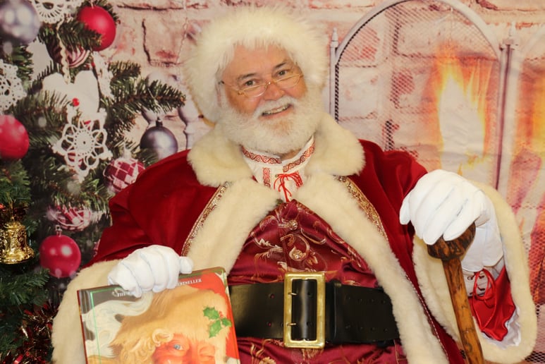Gallery photo 1 of Santa Glenn