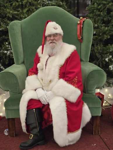 Gallery photo 1 of Santa Greg