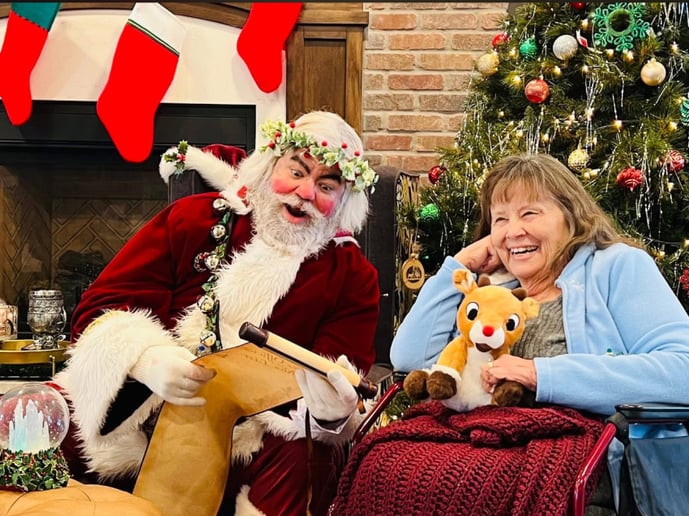 Gallery photo 6 of Santa Grump