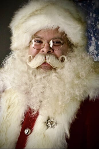 Gallery photo 8 of Santa August