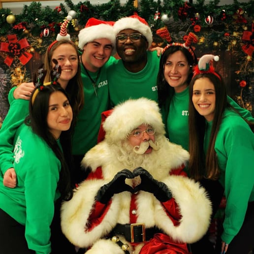 Gallery photo 9 of Santa August