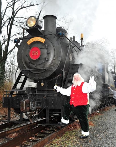 Gallery photo 1 of Santa Guy