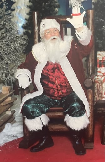 Gallery photo 11 of Santa Harry