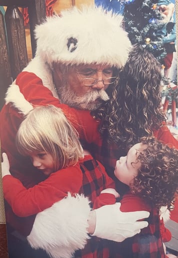 Gallery photo 12 of Santa Harry