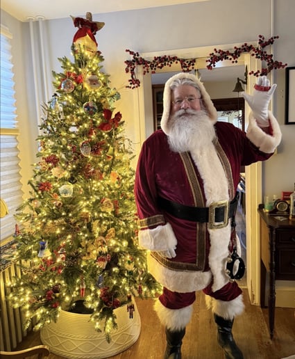 Gallery photo 6 of Santa Harry