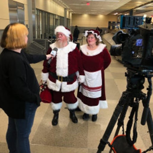 Gallery photo 20 of Santa Helper Bob
