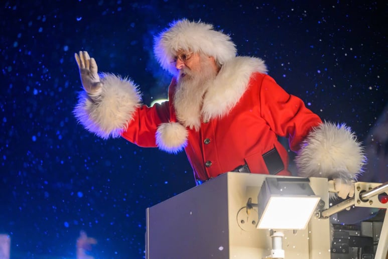 Gallery photo 6 of Santa Henson