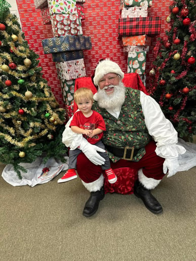 Gallery photo 2 of Santa Hoss