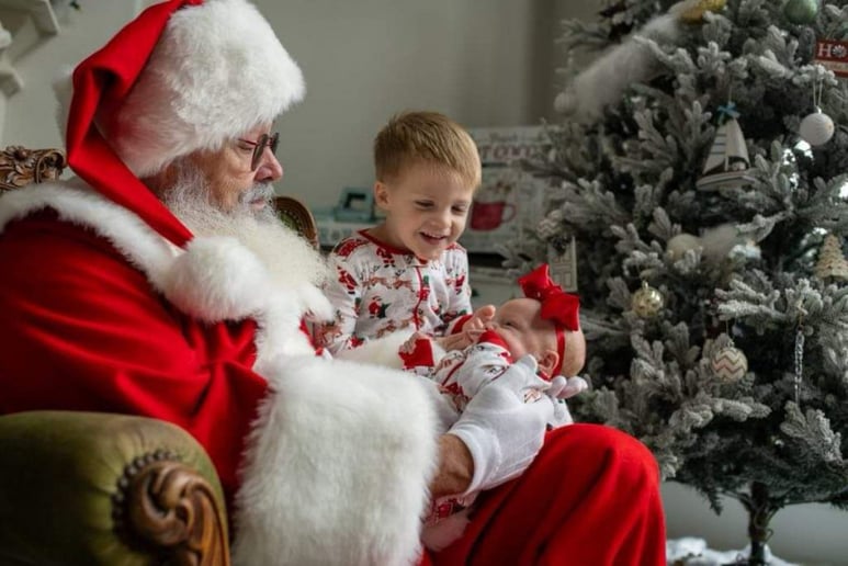 Gallery photo 4 of Santa of Katy