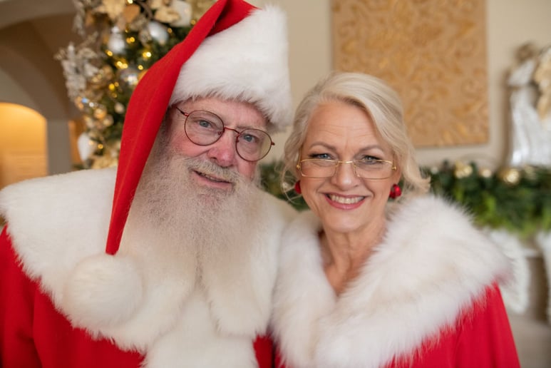 Gallery photo 9 of Santa of Katy