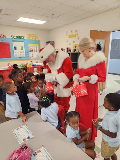 Gallery photo 16 of Santa of Katy
