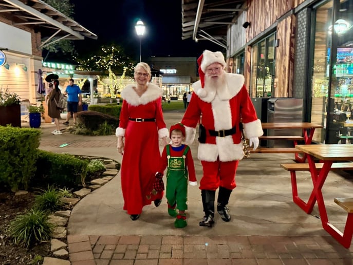 Gallery photo 1 of Santa of Katy