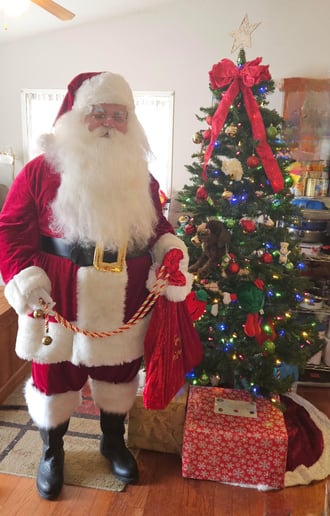 Gallery photo 2 of Santa Dan