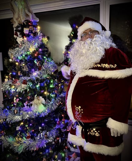 Gallery photo 8 of Santa in the Fort