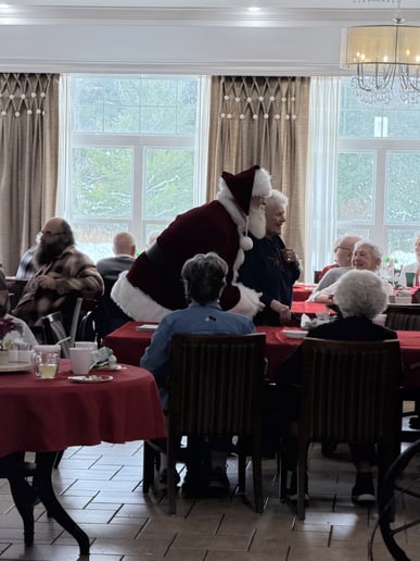Gallery photo 5 of Santa J