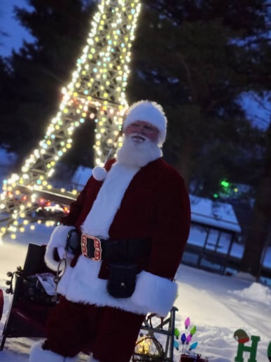 Gallery photo 7 of Santa J