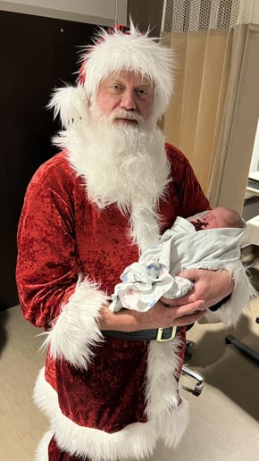 Gallery photo 5 of Santa J Monsen