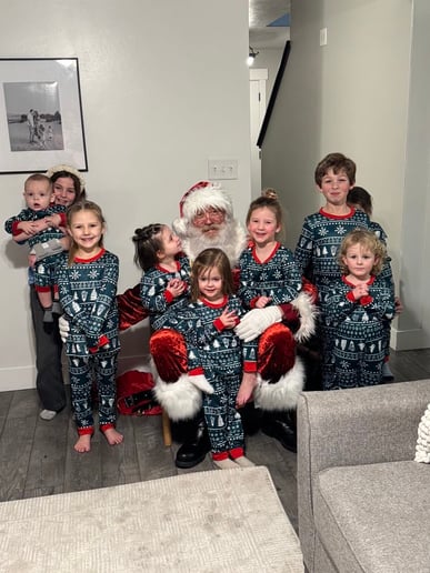 Gallery photo 10 of Santa J Monsen