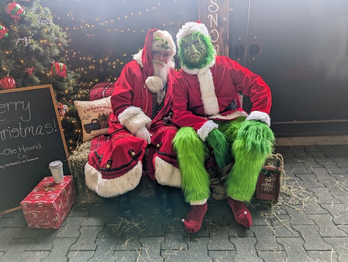 Gallery photo 6 of Santa J