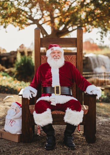 Gallery photo 4 of Santa J