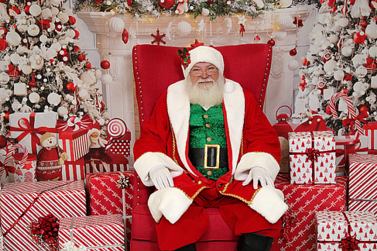 Gallery photo 3 of Santa J