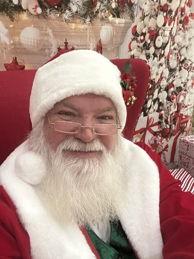 Gallery photo 7 of Santa J