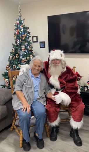 Gallery photo 1 of Santa Blake